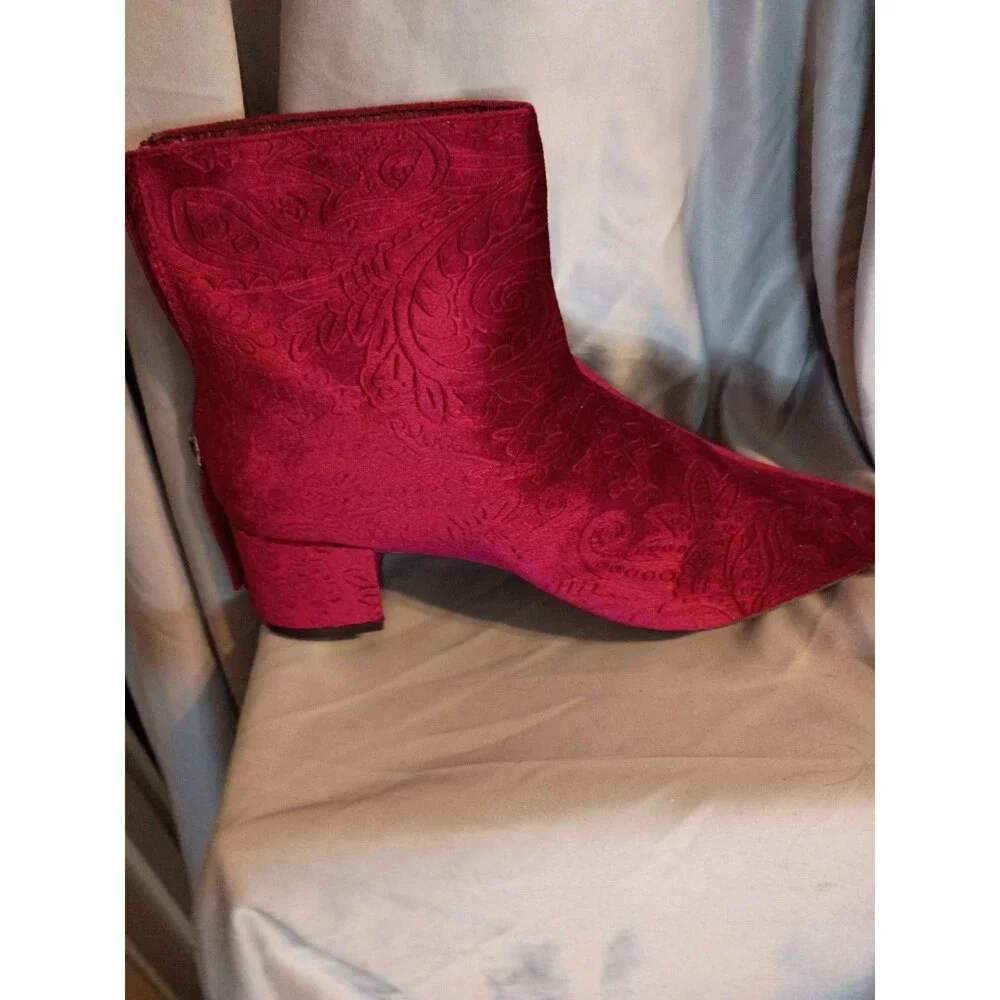 Just Fabulous Red Jacquard Ankle Boots Back Zip Sz 12 Festival